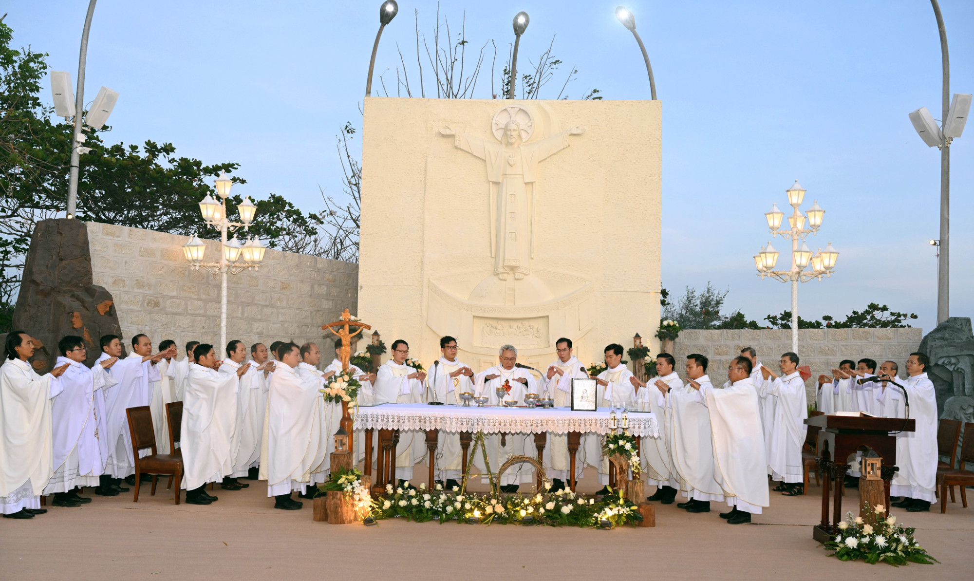 Hoạt động <br> tâm linh