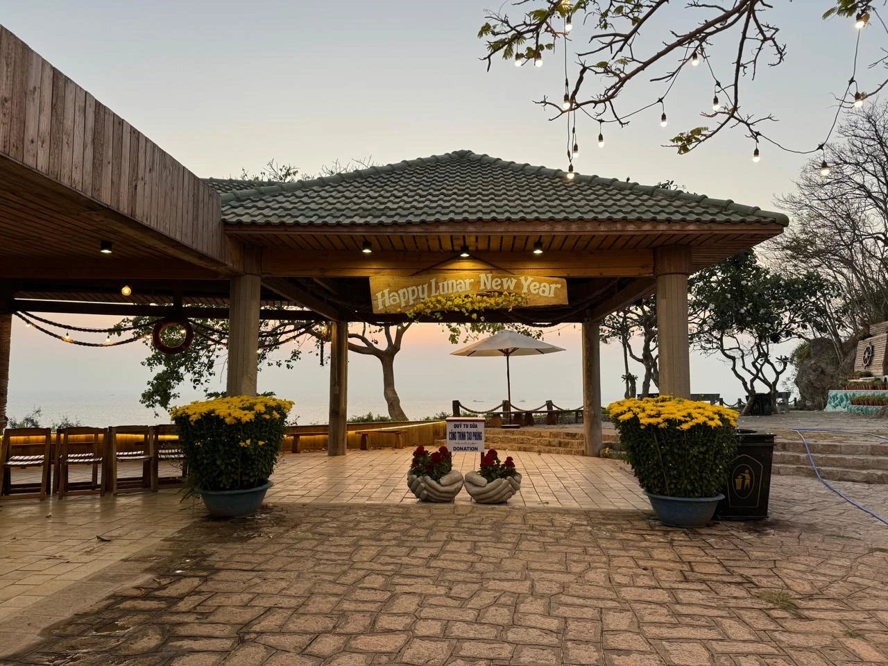 Khu kiến trúc Trung tâm