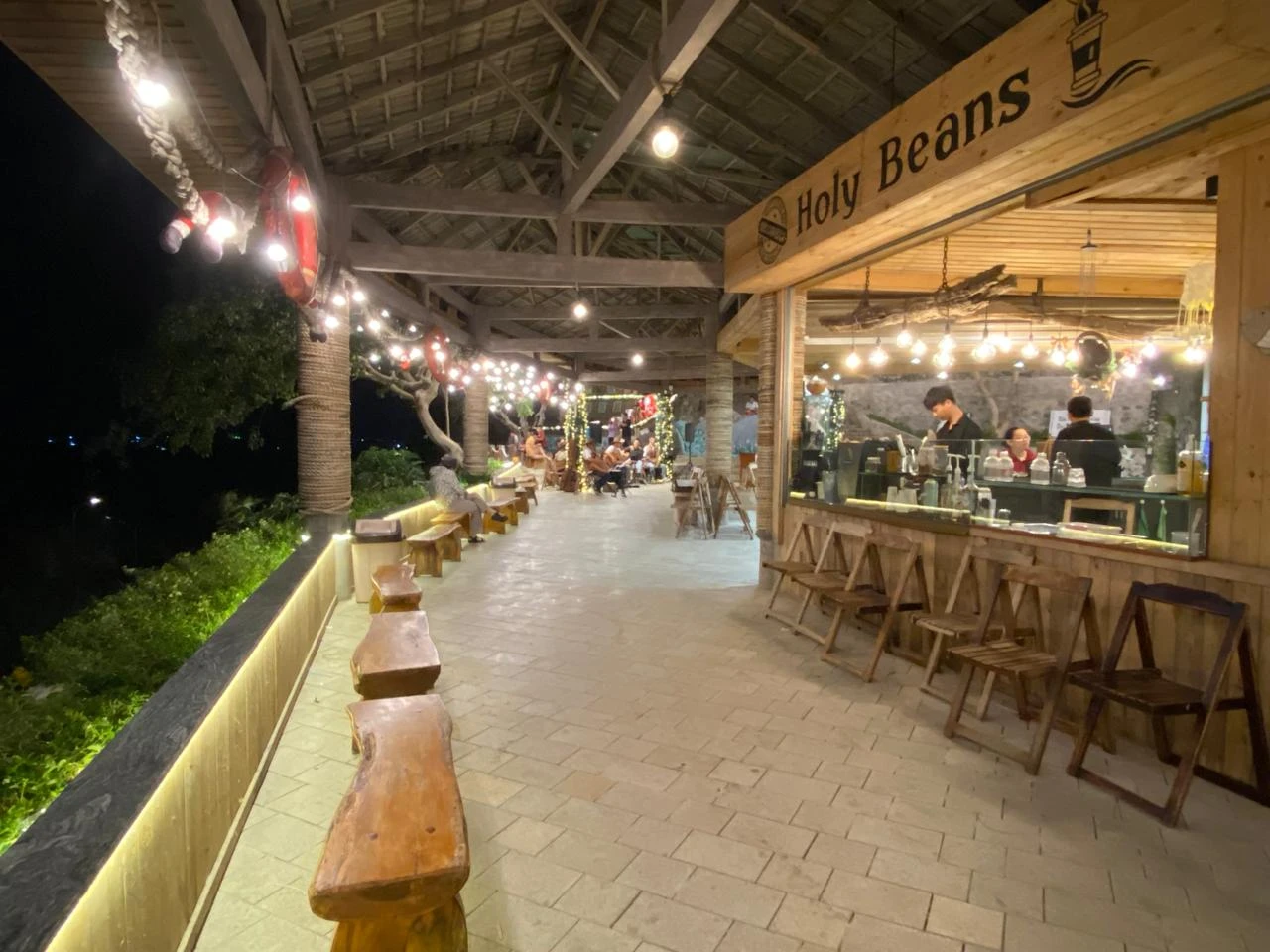 Holy Beans - Không gian thư giãn